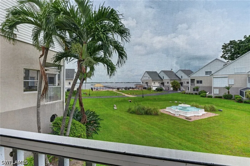 Edgewood Avenue Fort Myers, FL 33916