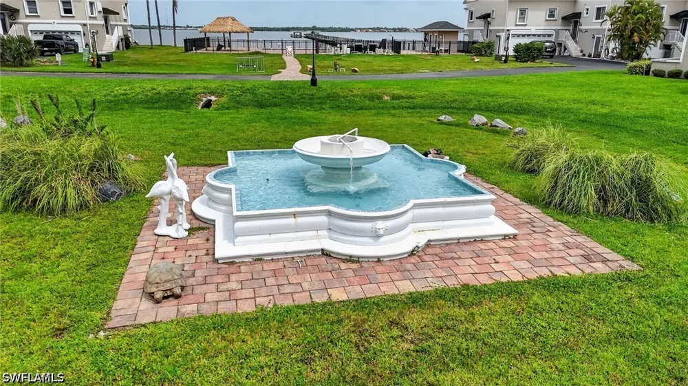 Edgewood Avenue Fort Myers, FL 33916