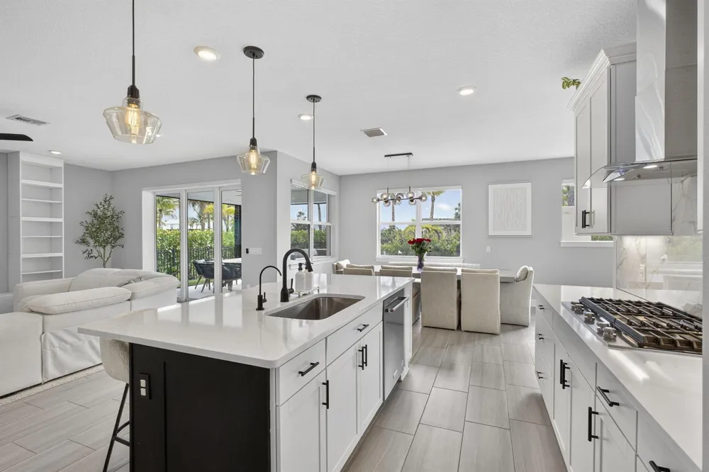 12534 Triumph Lane Palm Beach Gardens, FL 33412