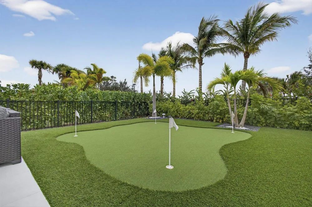 12534 Triumph Lane Palm Beach Gardens, FL 33412