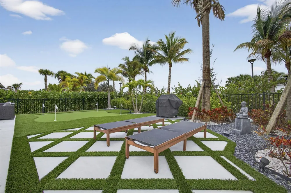12534 Triumph Lane Palm Beach Gardens, FL 33412
