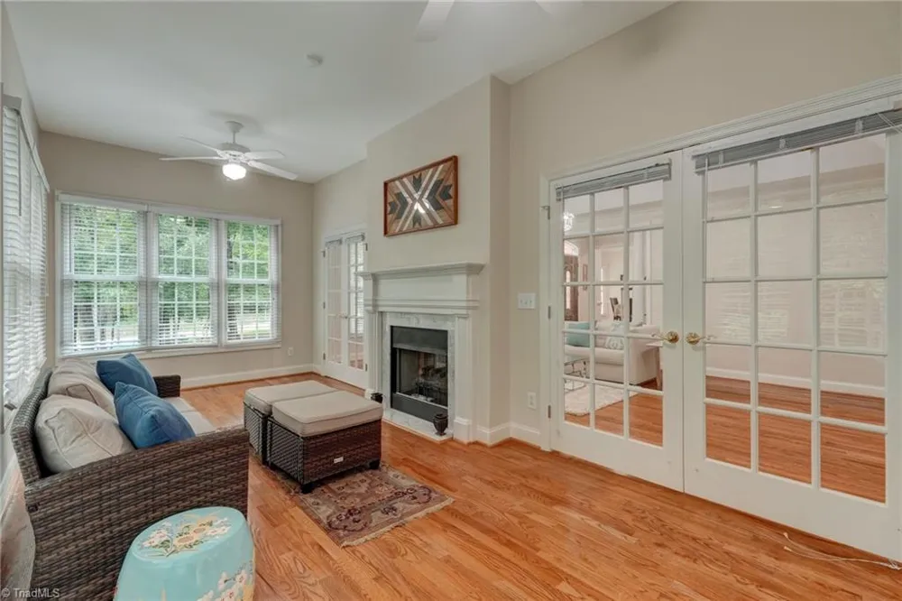 3608 Summit Lakes Drive Browns Summit, NC 27214