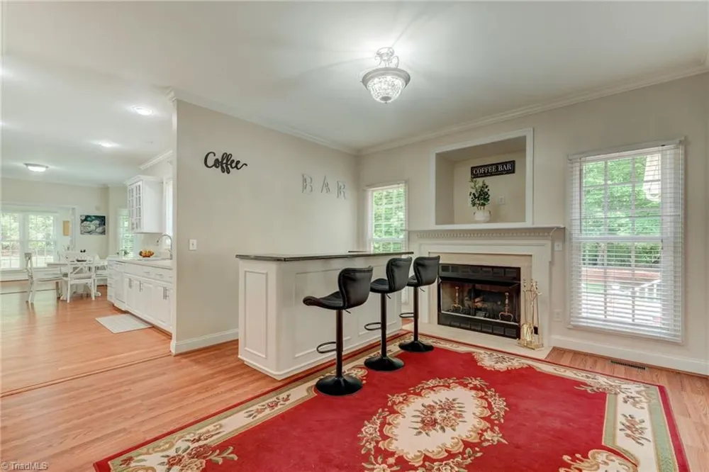 3608 Summit Lakes Drive Browns Summit, NC 27214