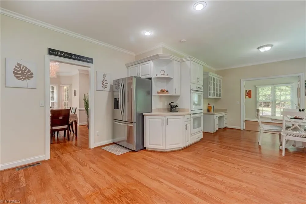 3608 Summit Lakes Drive Browns Summit, NC 27214