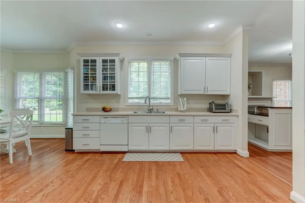3608 Summit Lakes Drive Browns Summit, NC 27214