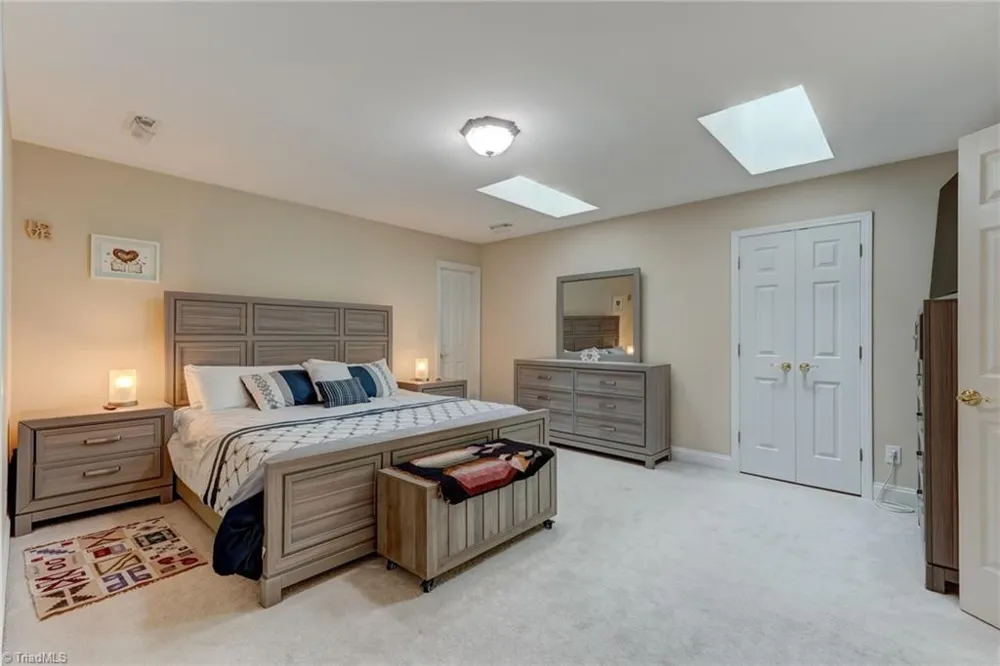 3608 Summit Lakes Drive Browns Summit, NC 27214
