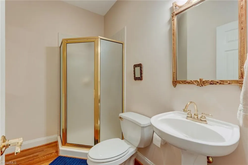 3608 Summit Lakes Drive Browns Summit, NC 27214