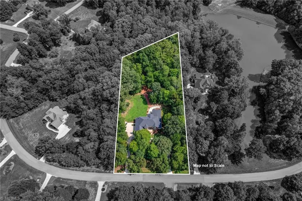 3608 Summit Lakes Drive Browns Summit, NC 27214
