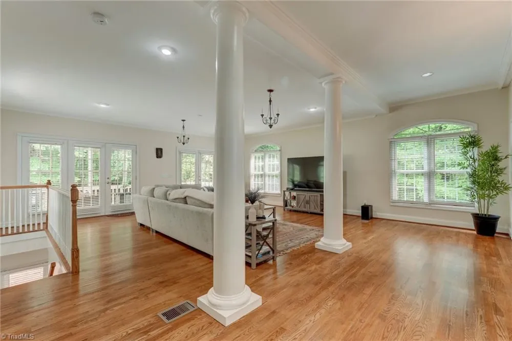 3608 Summit Lakes Drive Browns Summit, NC 27214