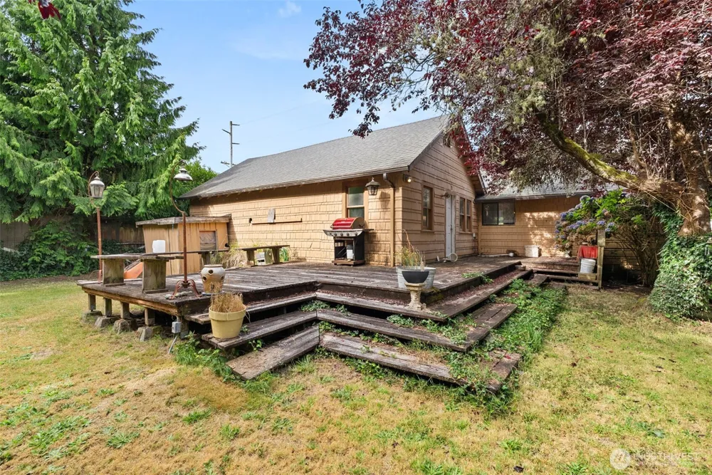 802 S Montesano Street Westport, WA 98595