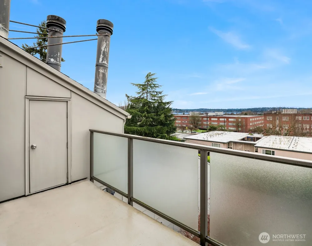 5829 NE 75th Street #A444 Seattle, WA 98115