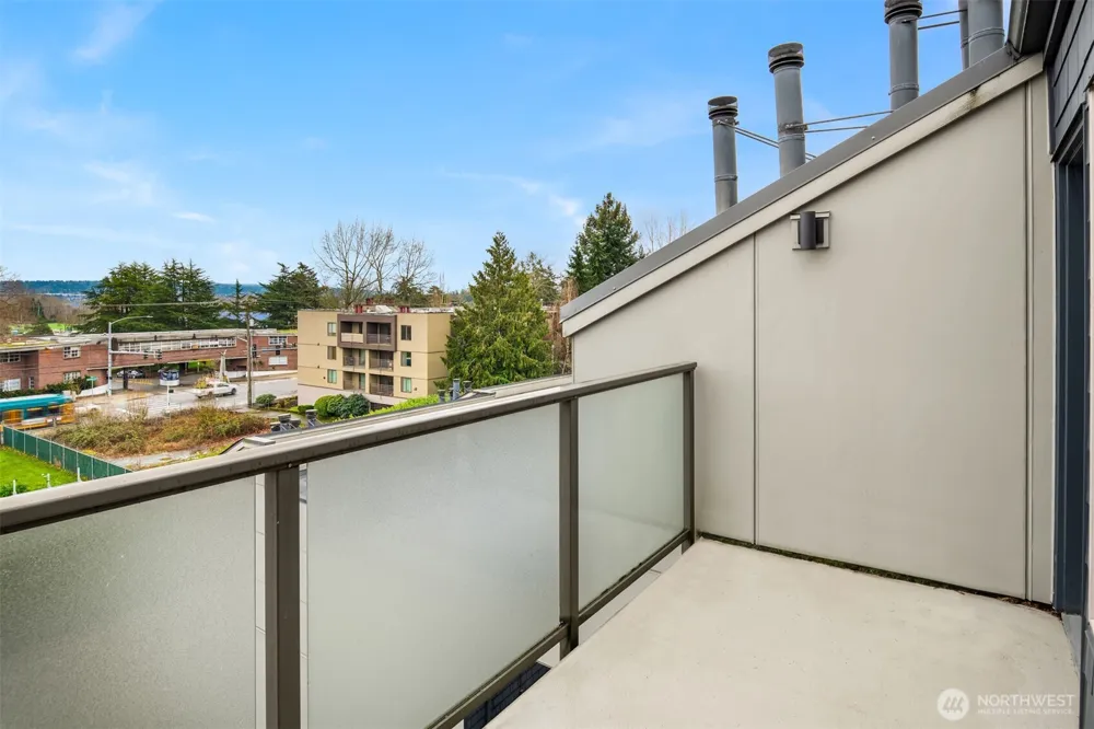 5829 NE 75th Street #A444 Seattle, WA 98115