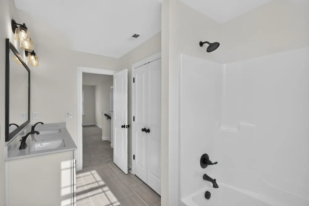 5020 Salient Dr Spring Hill, TN 37174