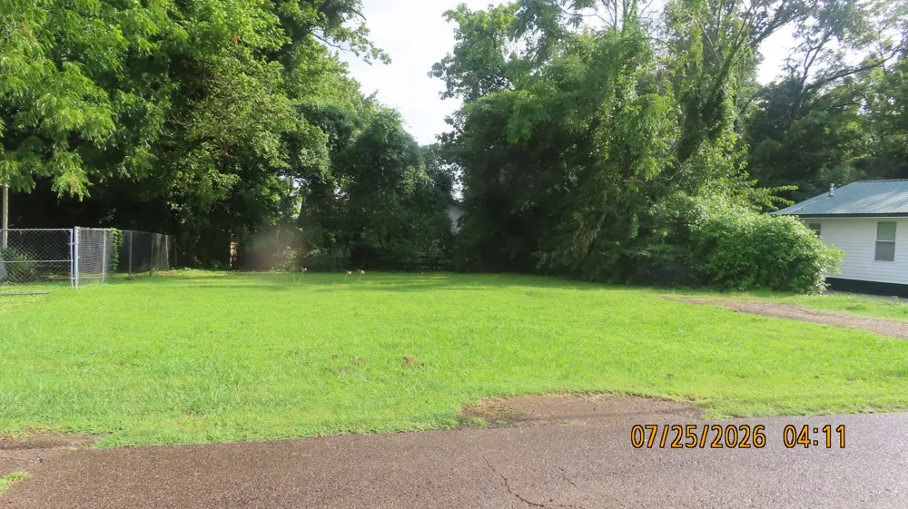 326 Allen Ave Jackson, TN 38301
