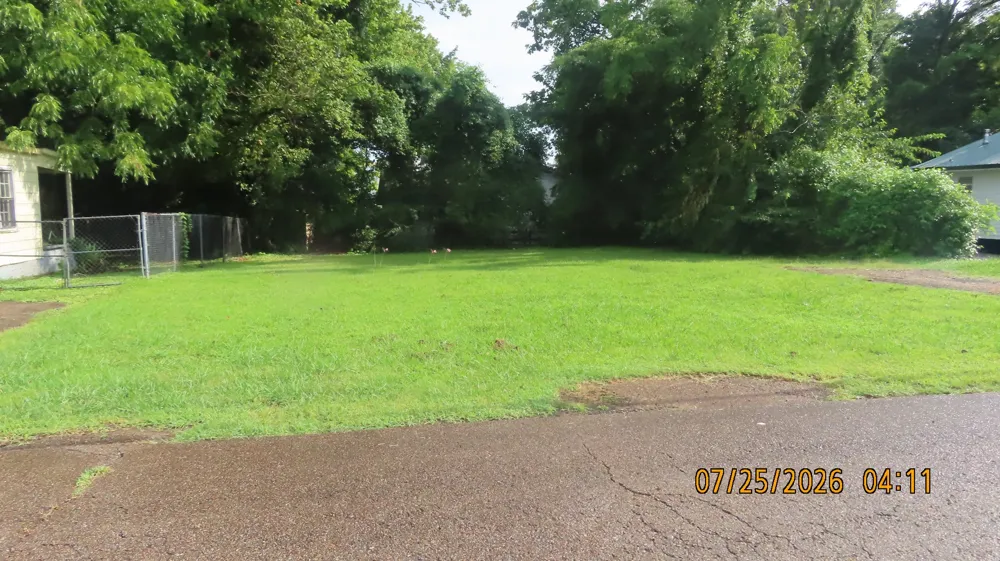 326 Allen Ave Jackson, TN 38301