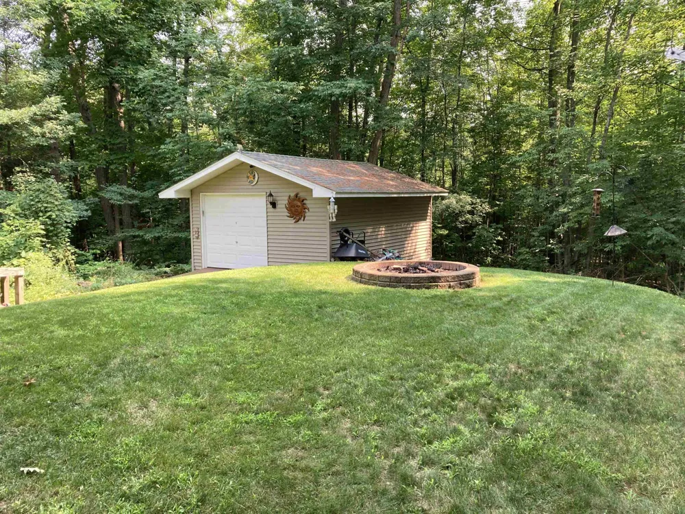 3548 Lakeside Drive Hill Township, MI 48635