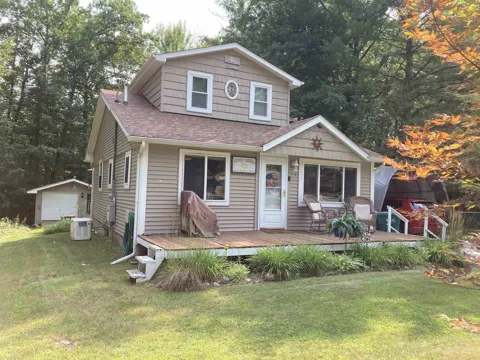 3548 Lakeside Drive