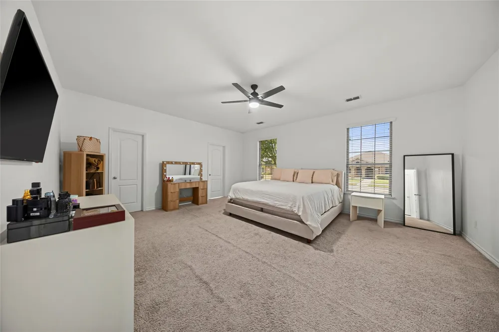 741 Jewelflower Drive DeSoto, TX 75115