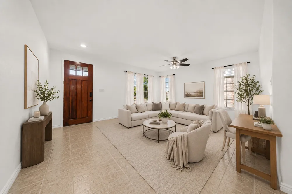 741 Jewelflower Drive DeSoto, TX 75115