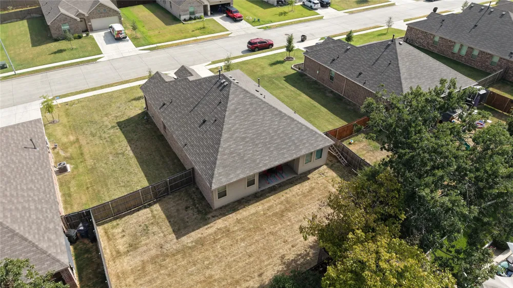 1221 Pistachio Drive Azle, TX 76020