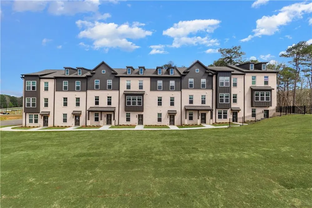 2810 Daybreak Lane Newnan, GA 30265