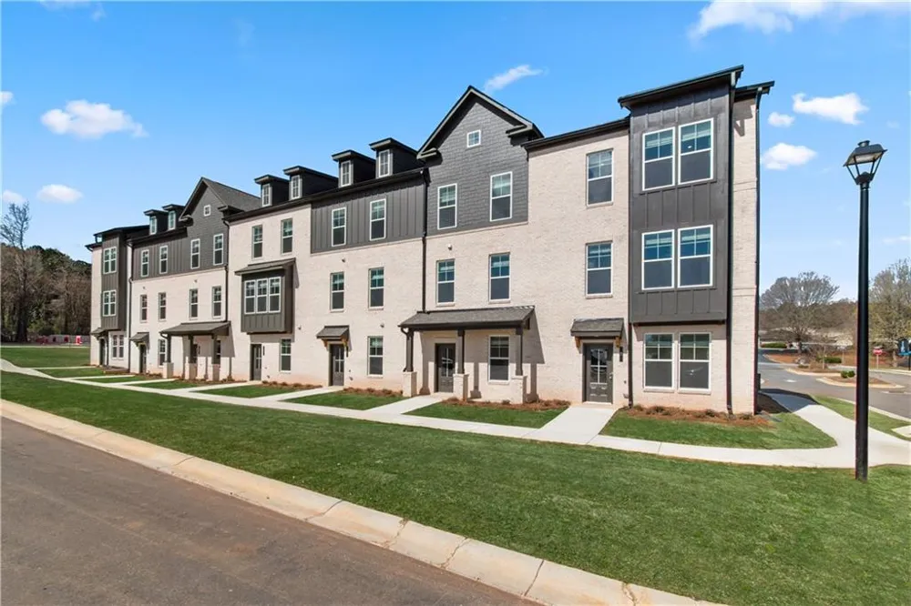 2810 Daybreak Lane Newnan, GA 30265