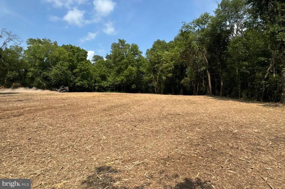 5122 MIDLAND ROAD Midland, VA 22728