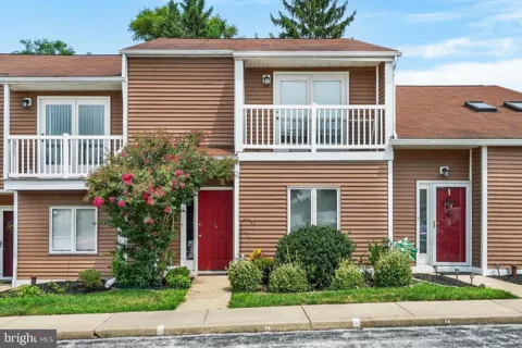 14 COPPERWOOD COURT
