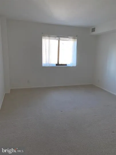 5904 MOUNT EAGLE DRIVE #817 Alexandria, VA 22303