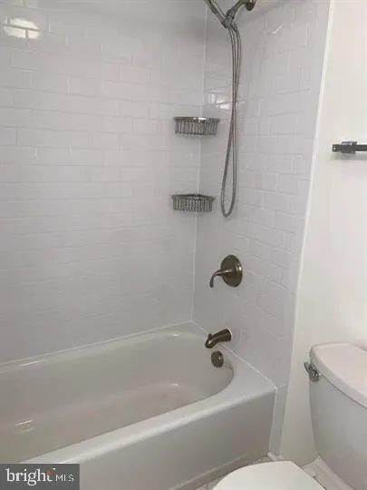 5904 MOUNT EAGLE DRIVE #817 Alexandria, VA 22303