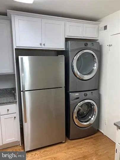 5904 MOUNT EAGLE DRIVE #817 Alexandria, VA 22303