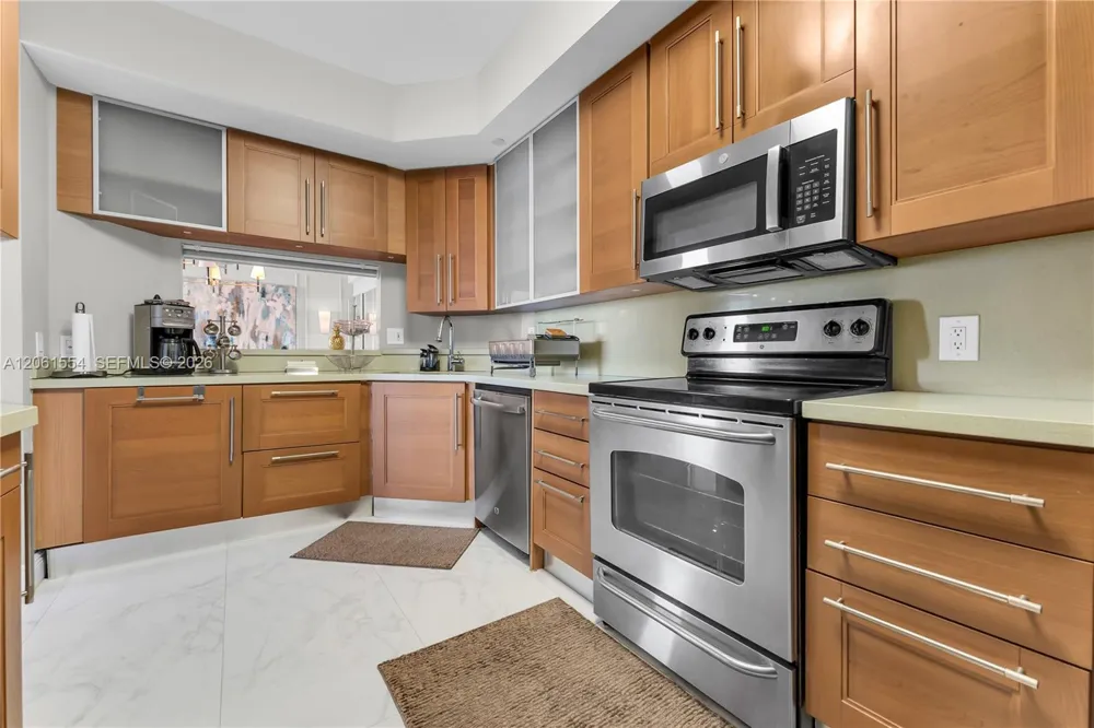 888 Brickell Key Dr #508 Miami, FL 33131