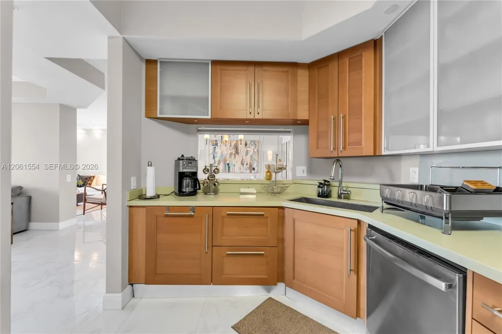 888 Brickell Key Dr #508 Miami, FL 33131