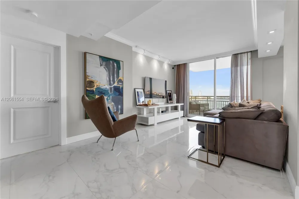 888 Brickell Key Dr #508 Miami, FL 33131