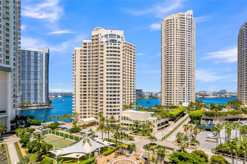 888 Brickell Key Dr #508 Miami, FL 33131