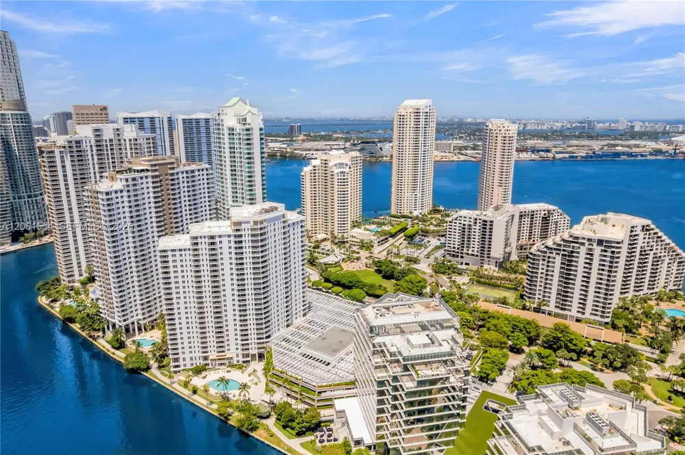 888 Brickell Key Dr #508 Miami, FL 33131