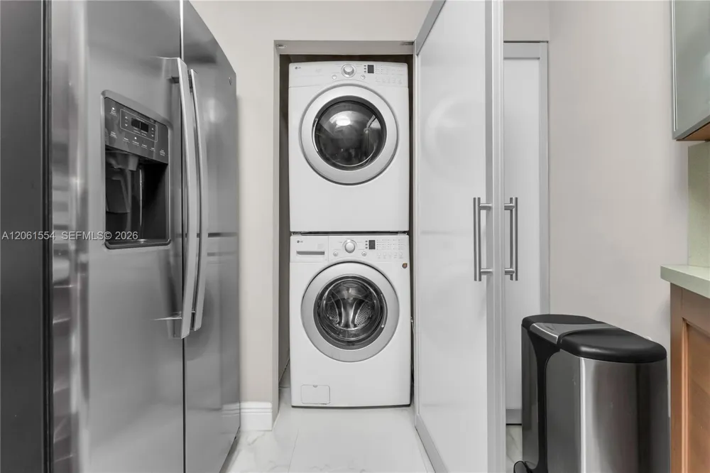888 Brickell Key Dr #508 Miami, FL 33131