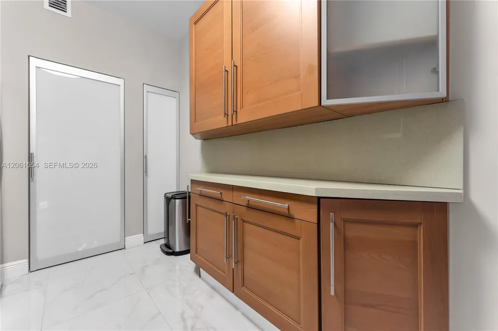 888 Brickell Key Dr #508 Miami, FL 33131