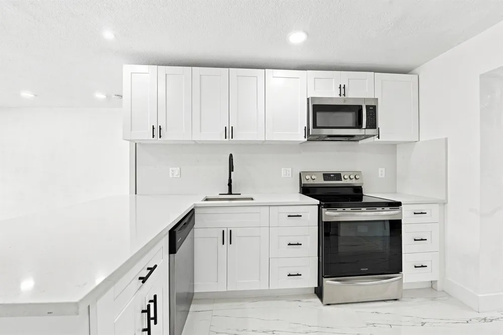 2801 NE 8TH TERRACE Pompano Beach, FL 33064