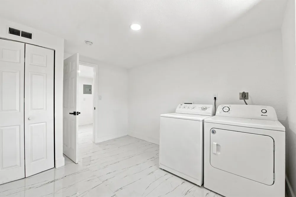 2801 NE 8TH TERRACE Pompano Beach, FL 33064