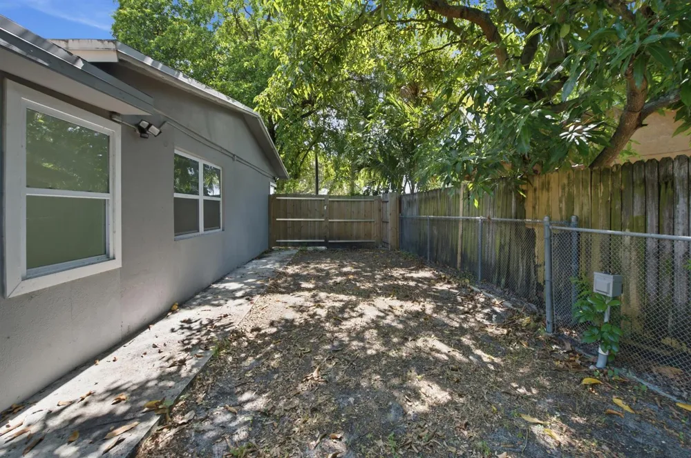 2801 NE 8TH TERRACE Pompano Beach, FL 33064