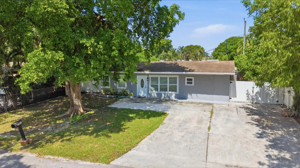 2801 NE 8TH TERRACE Pompano Beach, FL 33064