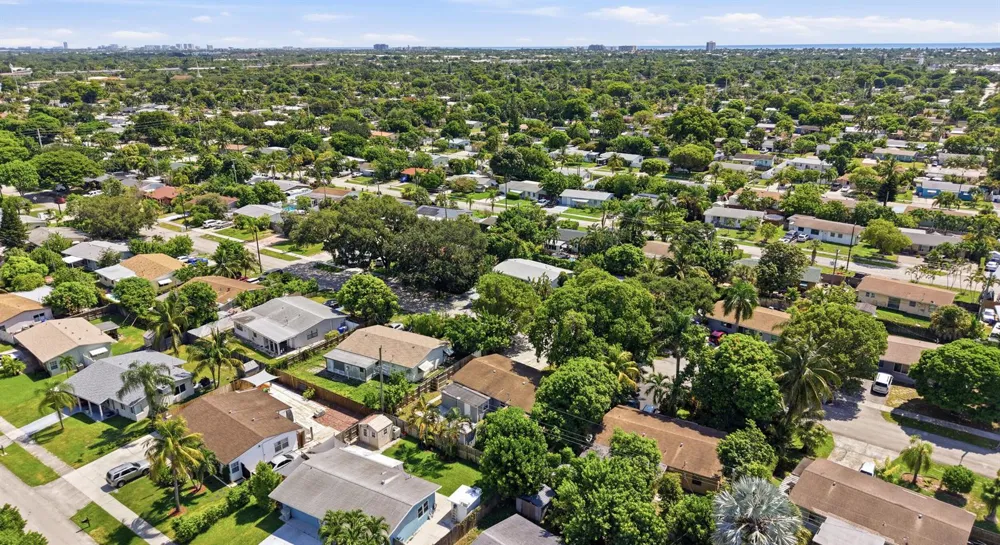 2801 NE 8TH TERRACE Pompano Beach, FL 33064
