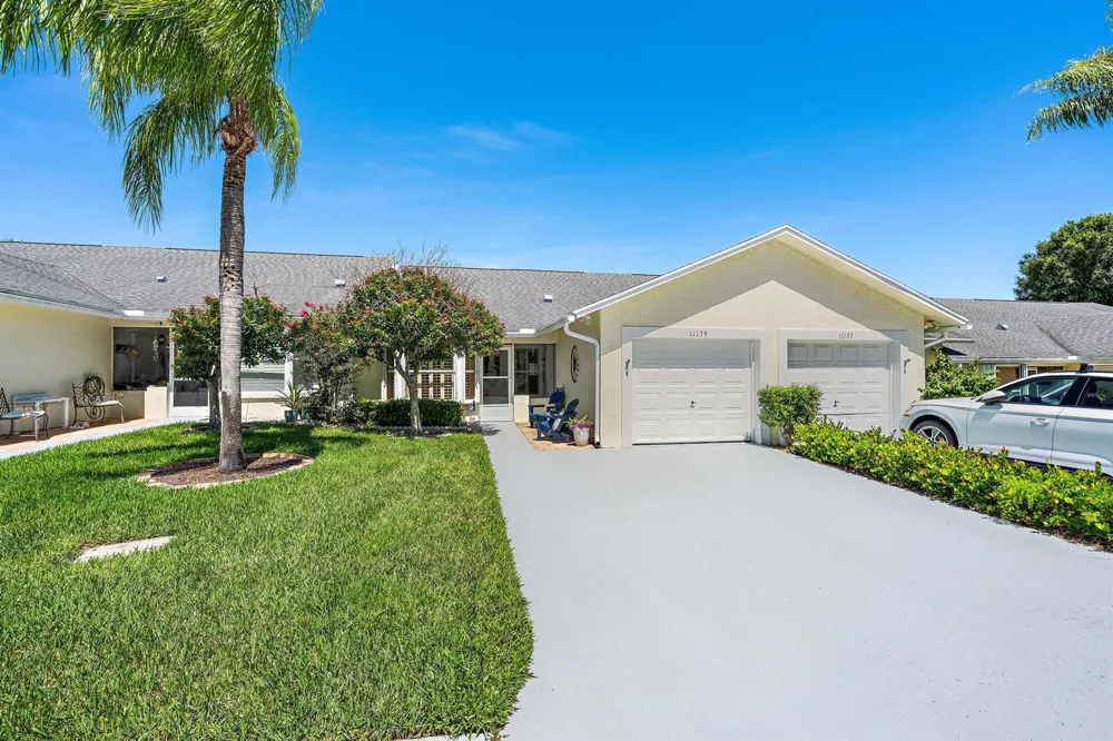 11139 SE Sea Pines Circle Hobe Sound, FL 33455