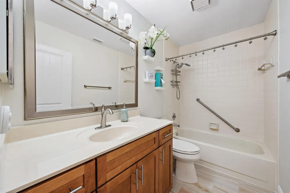 11139 SE Sea Pines Circle Hobe Sound, FL 33455