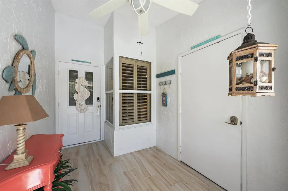 11139 SE Sea Pines Circle Hobe Sound, FL 33455