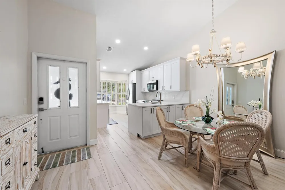 11139 SE Sea Pines Circle Hobe Sound, FL 33455