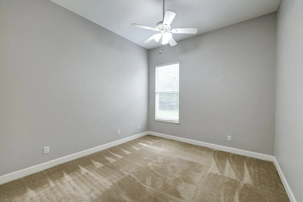 833 SW Vineland Court Port St. Lucie, FL 34986