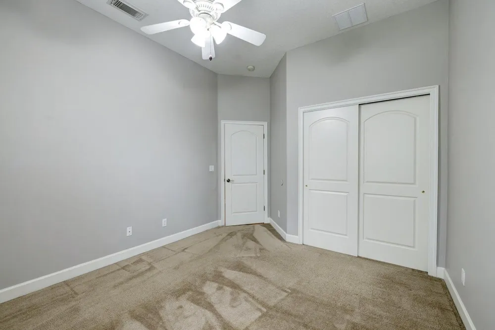 833 SW Vineland Court Port St. Lucie, FL 34986