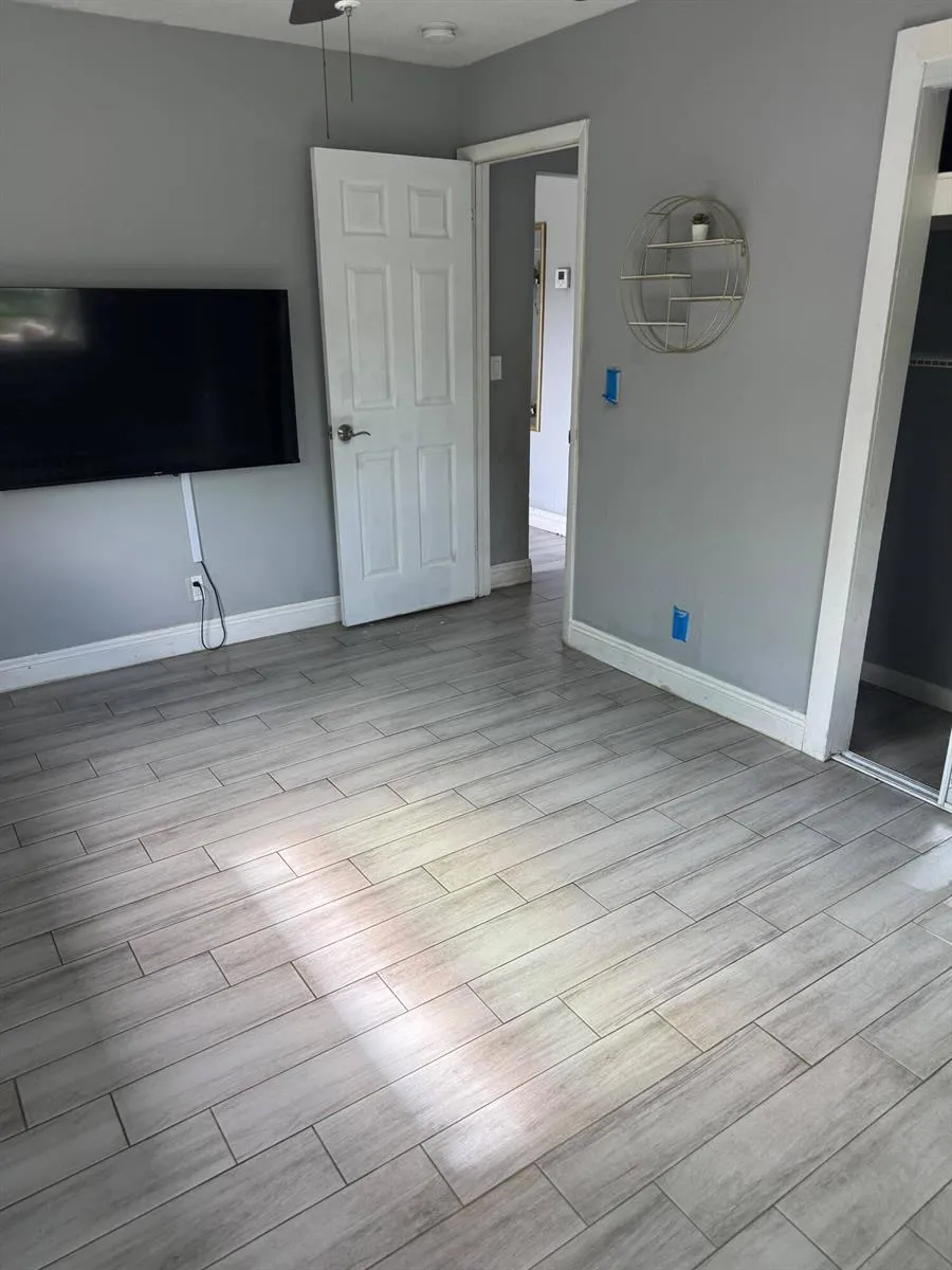 1051 SW 32nd Court #2 Fort Lauderdale, FL 33315